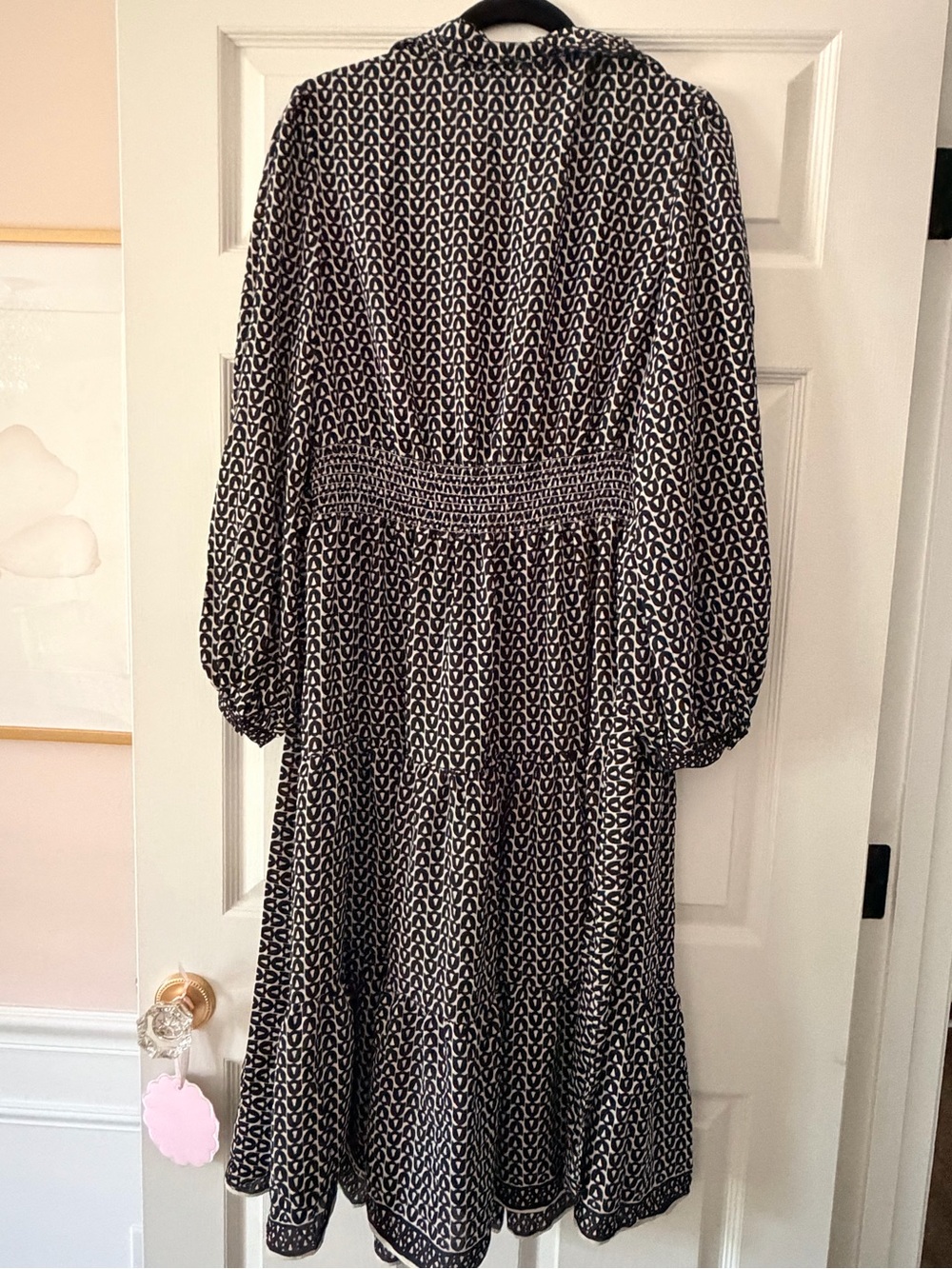 *NWT* MAXSTUDIO Printed Long Sleeve Tiered Midi Dress - Black & White - Picture 2 of 3